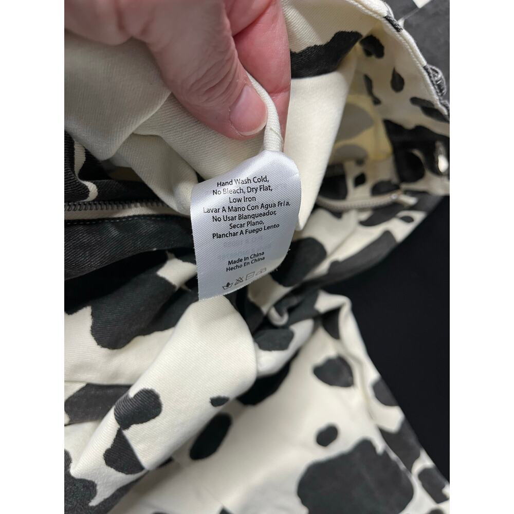 En Saison Anthropologie Cow Print High Waisted Flare Jeans - Picture 10 of 10